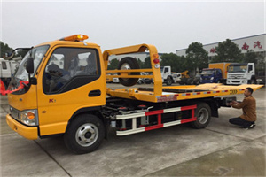 关岭哪里有拖车服务